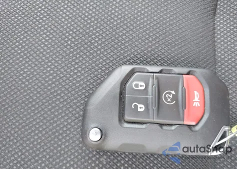 2023 Jeep Wrangler 4-Door Freedom 4X4 z USA, uszkodzony, nr VIN 1C4HJXDG6PW576179